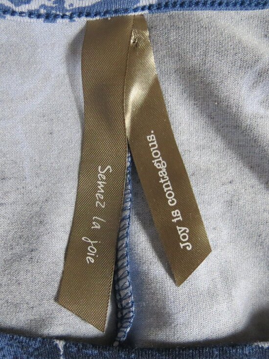 Joy Is Contagious Relaxed Fit 3/4 Sleeve Tunic Top - Picture 6 of 7